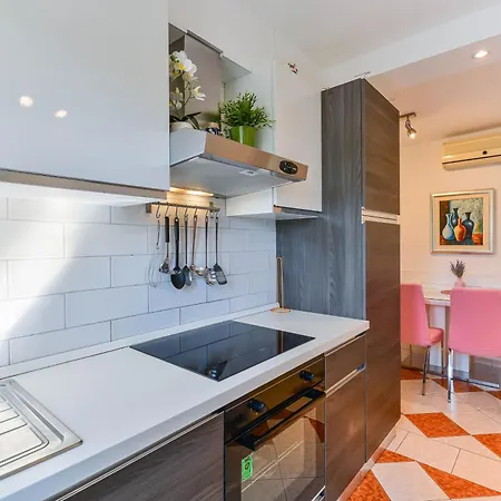Apartment For Families With Children Sabunike, Zadar - 20828 Privlaka (Zadar)
